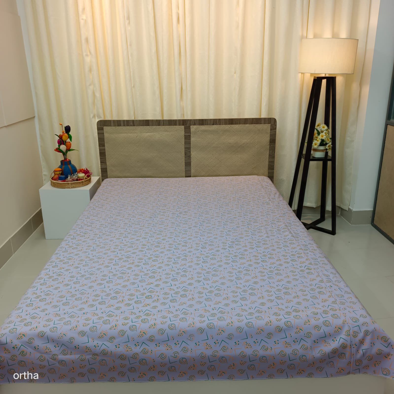 Ortha King Size Waterproof Bedsheet - Without Head Pillow Cover - Lavender Dream