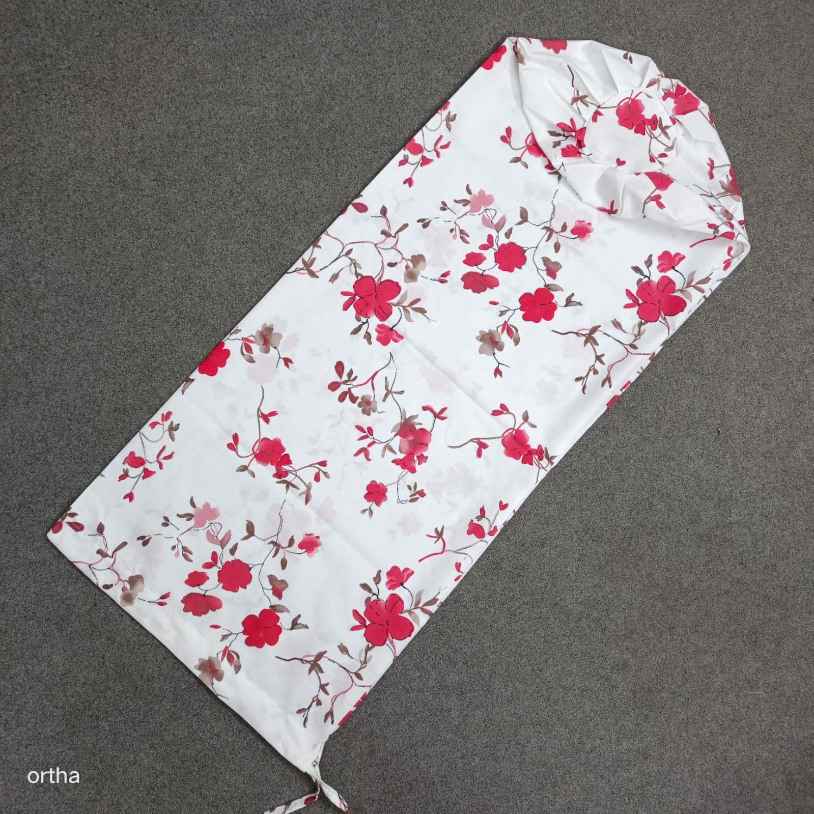 Side Pillow Cover – 100% Cotton – Length 40 Inch- Round 34 Inch – 1 Pcs