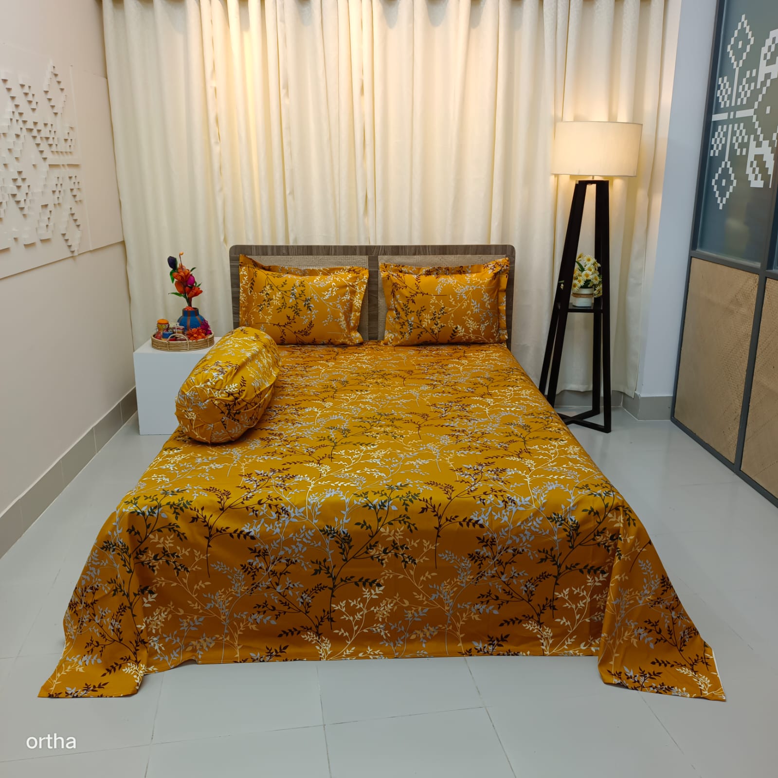 100% Cotton 4Pecs Luxury Twill Ortha Bedsheet – King Size – Golden Lata