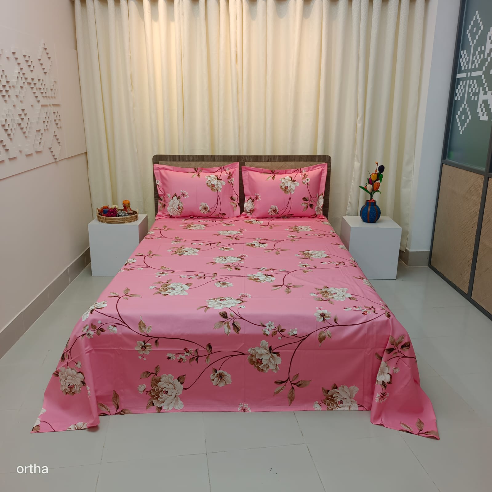 100% Cotton Luxury Twill Ortha Bedsheet – King Size – 3Pecs – Lata Pink