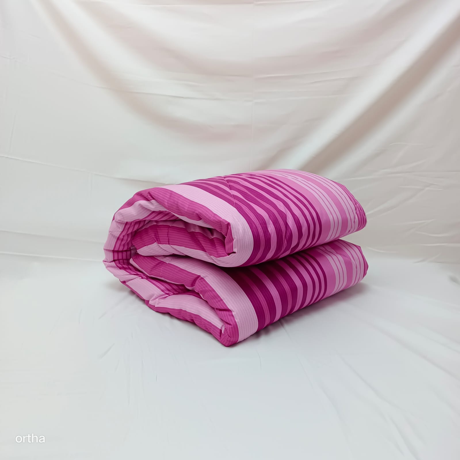 Best Quality Ortha Luxury Comforter - King Size + Pink Stripe