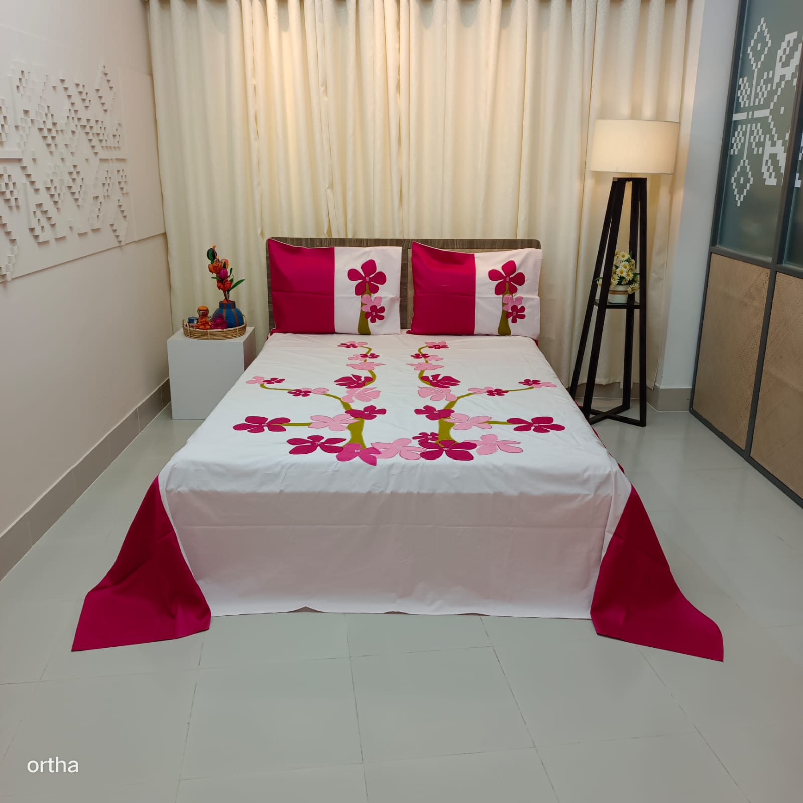 Applique & Embroidery Bed Sheet Set - Orchid Tree