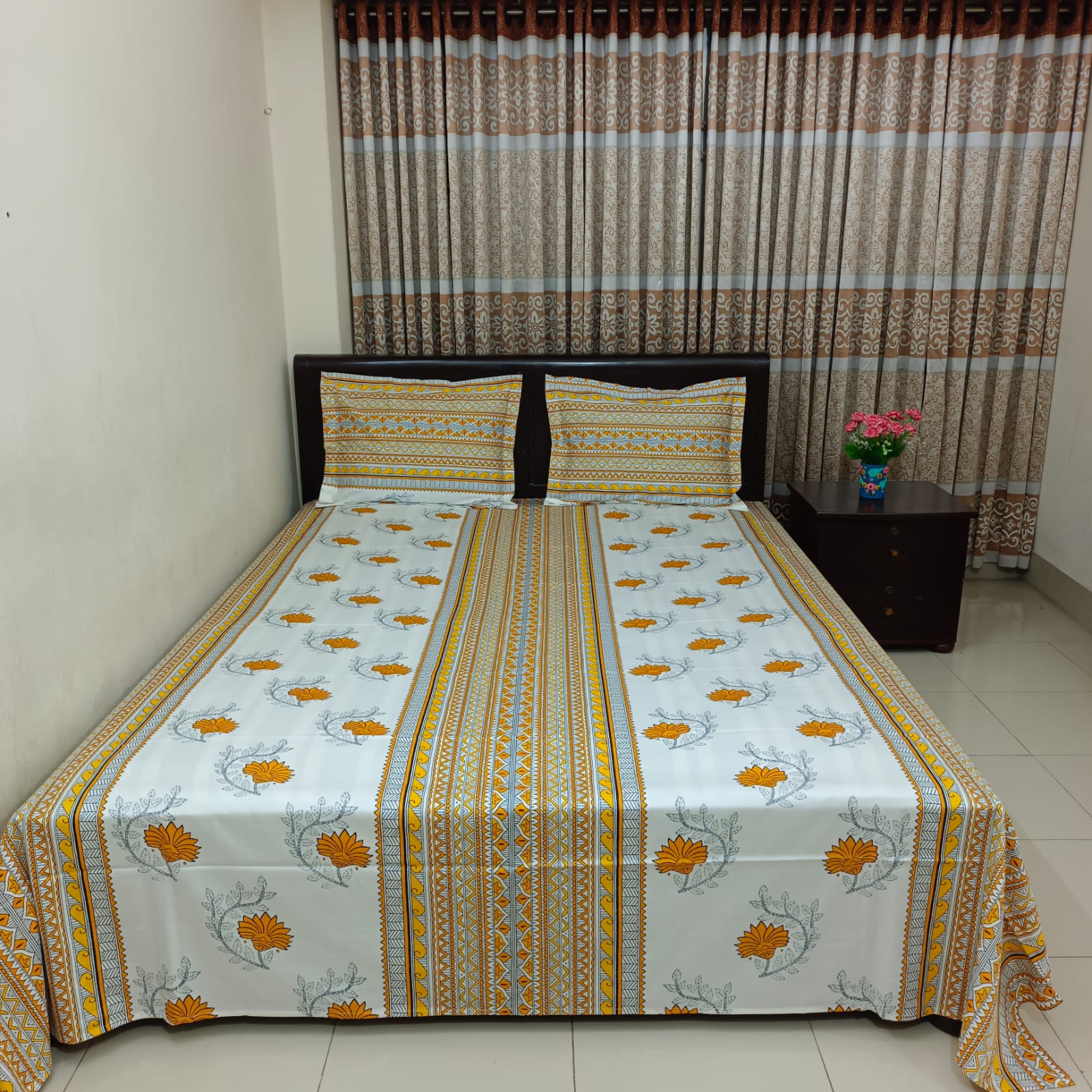 30/30 Count Luxury Exclusive Ortha Bedsheet – King Size – 3 Pecs Set - Block Yellow