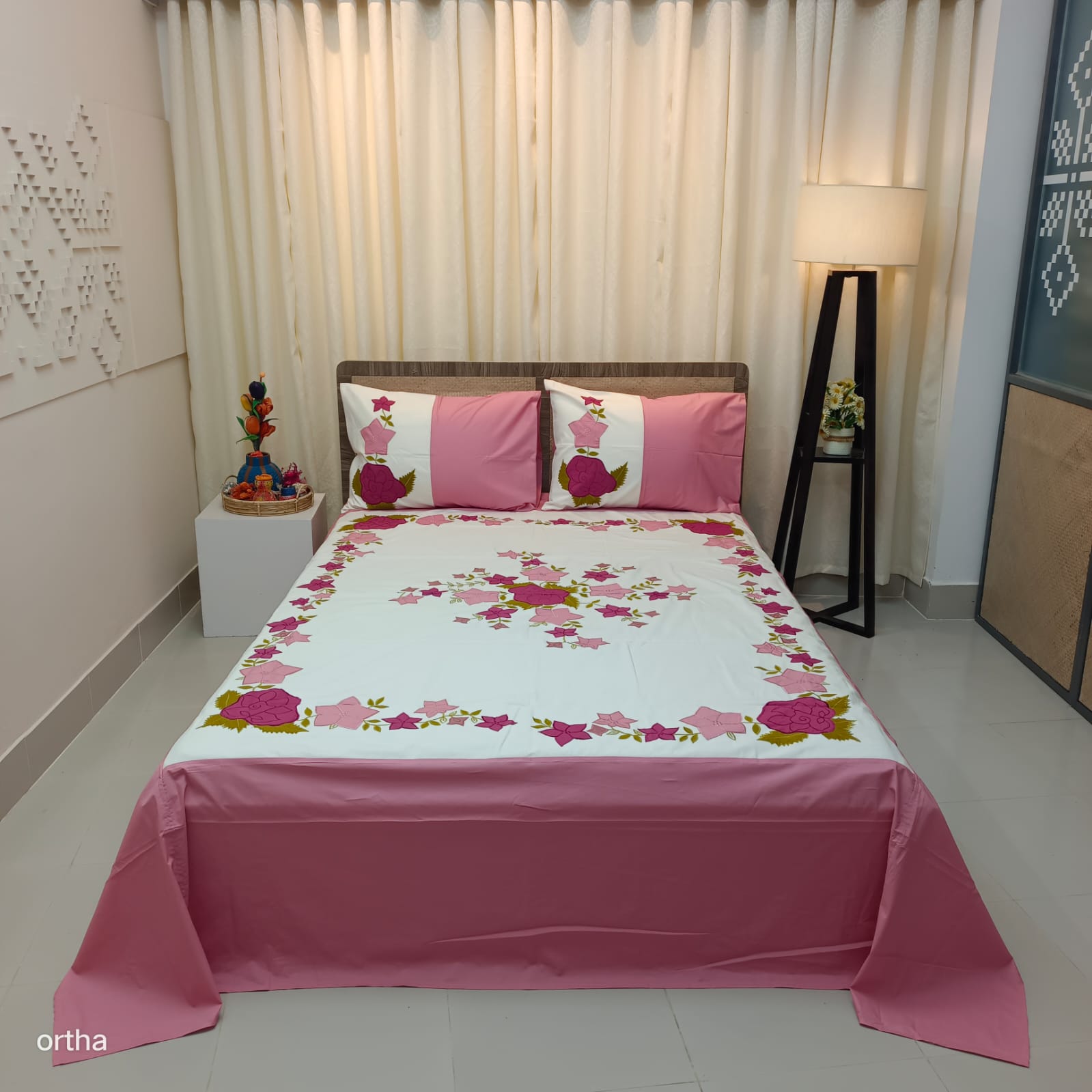 Applique & Embroidery Bed Sheet Set - Super King Size