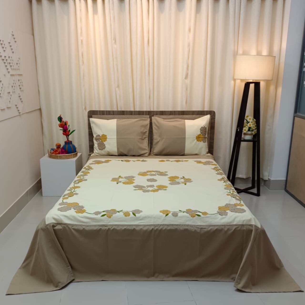 Applique & Embroidery Bed Sheet Set - Flora Cream Mastered