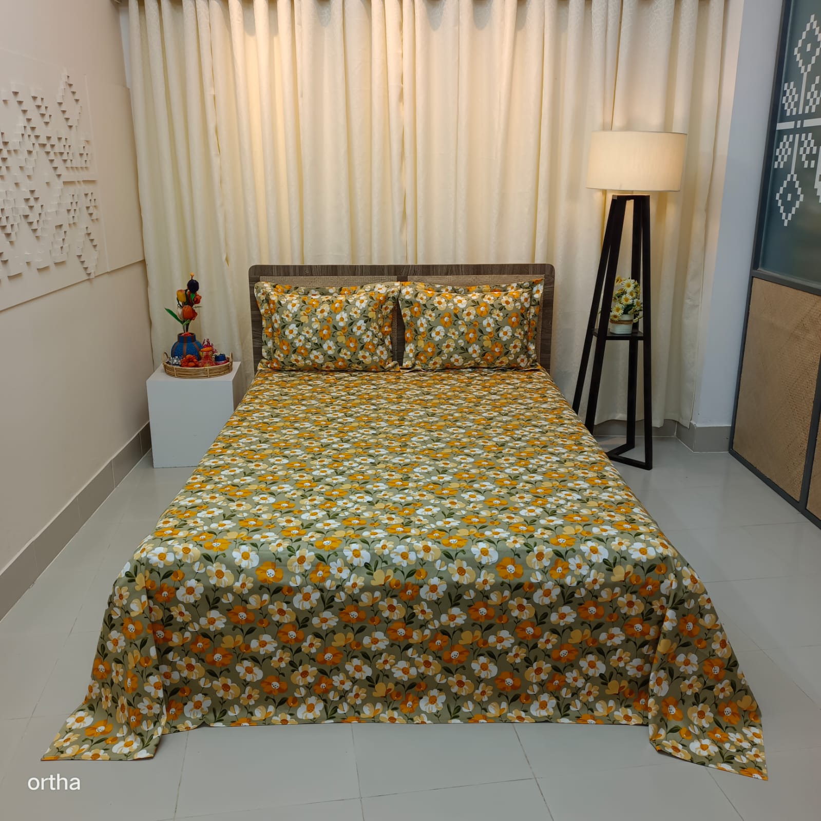 100% Cotton Luxury Twill Ortha Bedsheet – King Size – 3Pecs - Cosmos