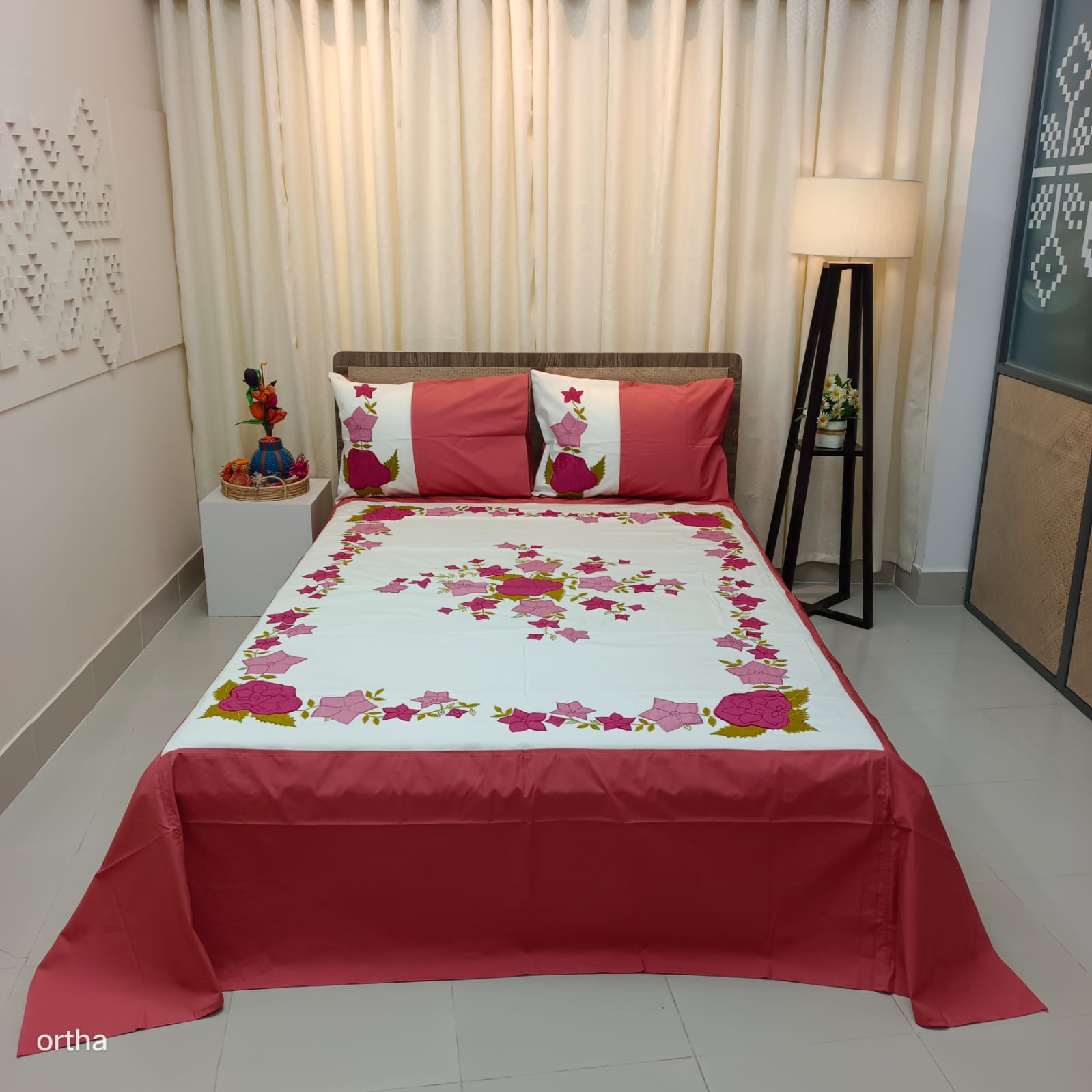 Applique & Embroidery Bed Sheet Set - Super King Size
