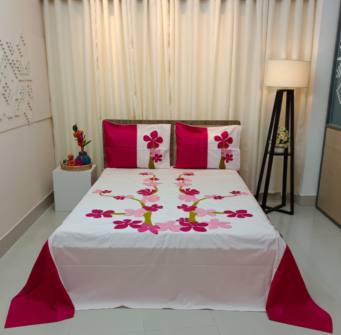 Applique & Embroidery Bed Sheet Set - Super King Size
