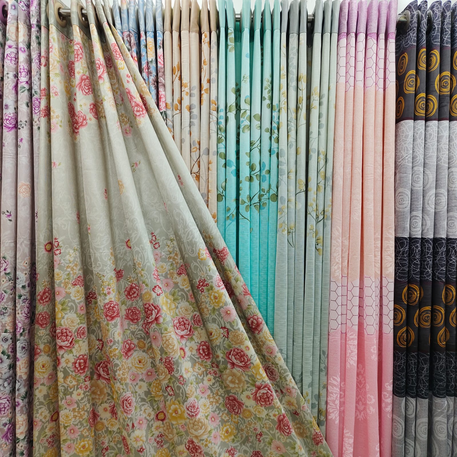 Ortha Luxury Curtain - Hajar Golap Lemon - 6 Kuchi