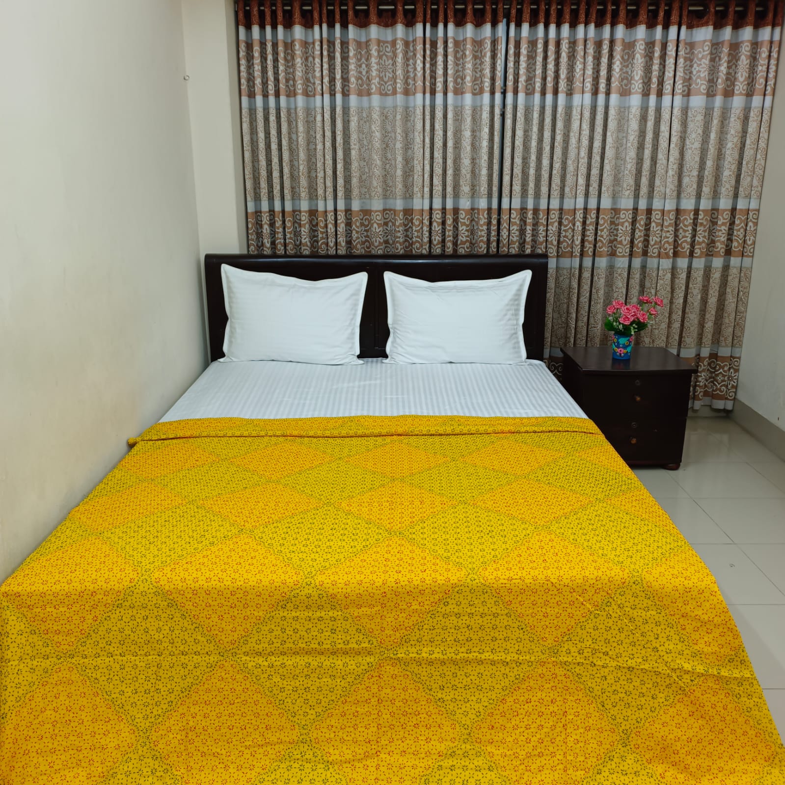 Ortha Nokshi Katha – King Size (78/90 Inch) – Yellow