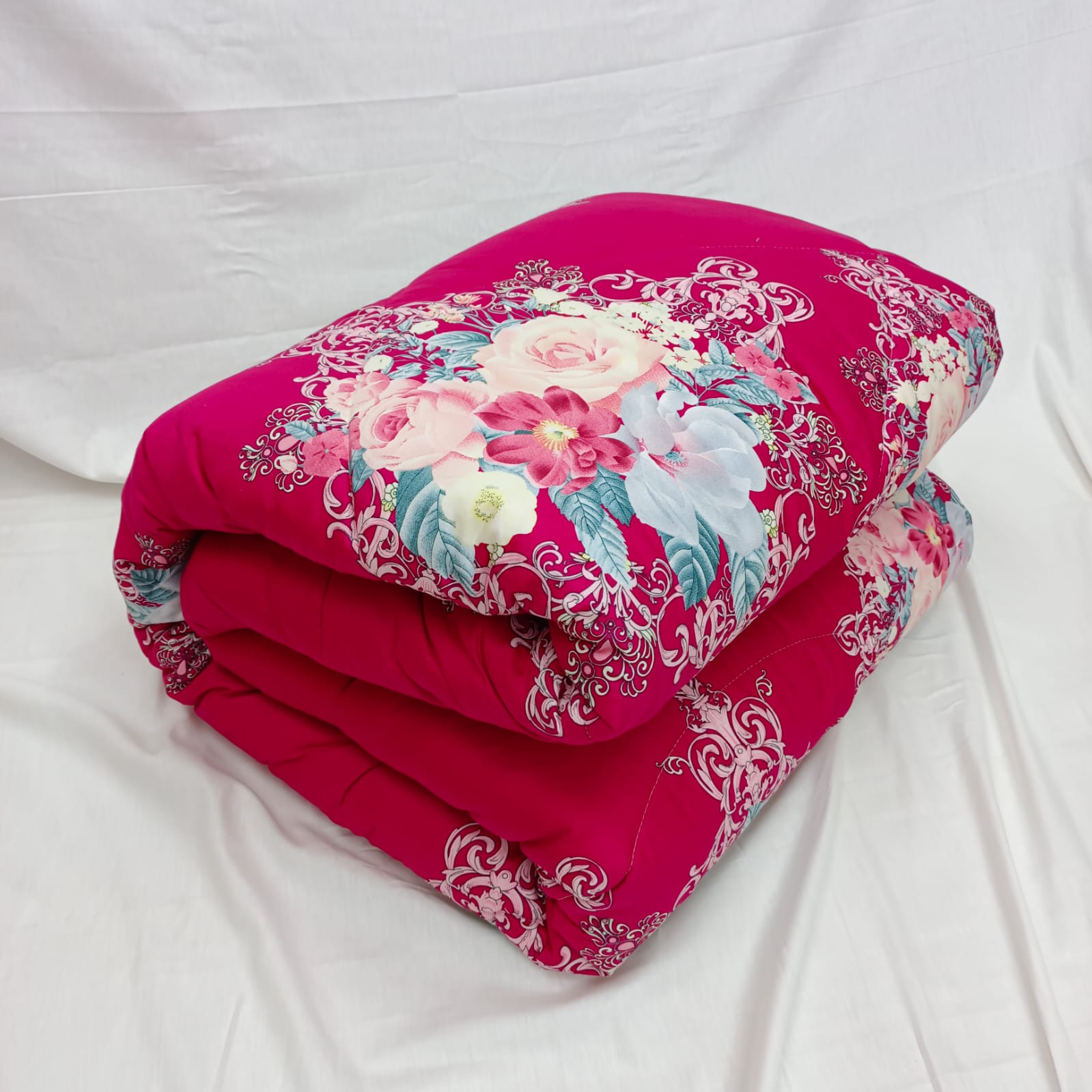 Finest Quality Super King Size Ortha Luxury Comforter (85 X 95 Inch) - Flora Megenta