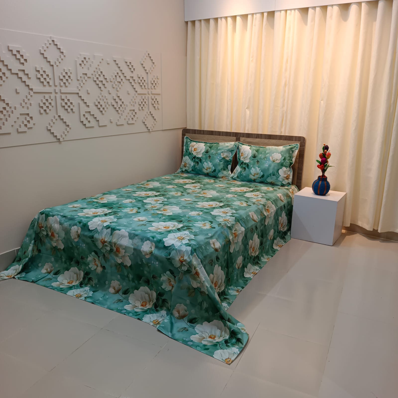 Super King Size High Quality 3D Design Satin Cotton Bed Sheet – 3 Pecs Set – Sea Green