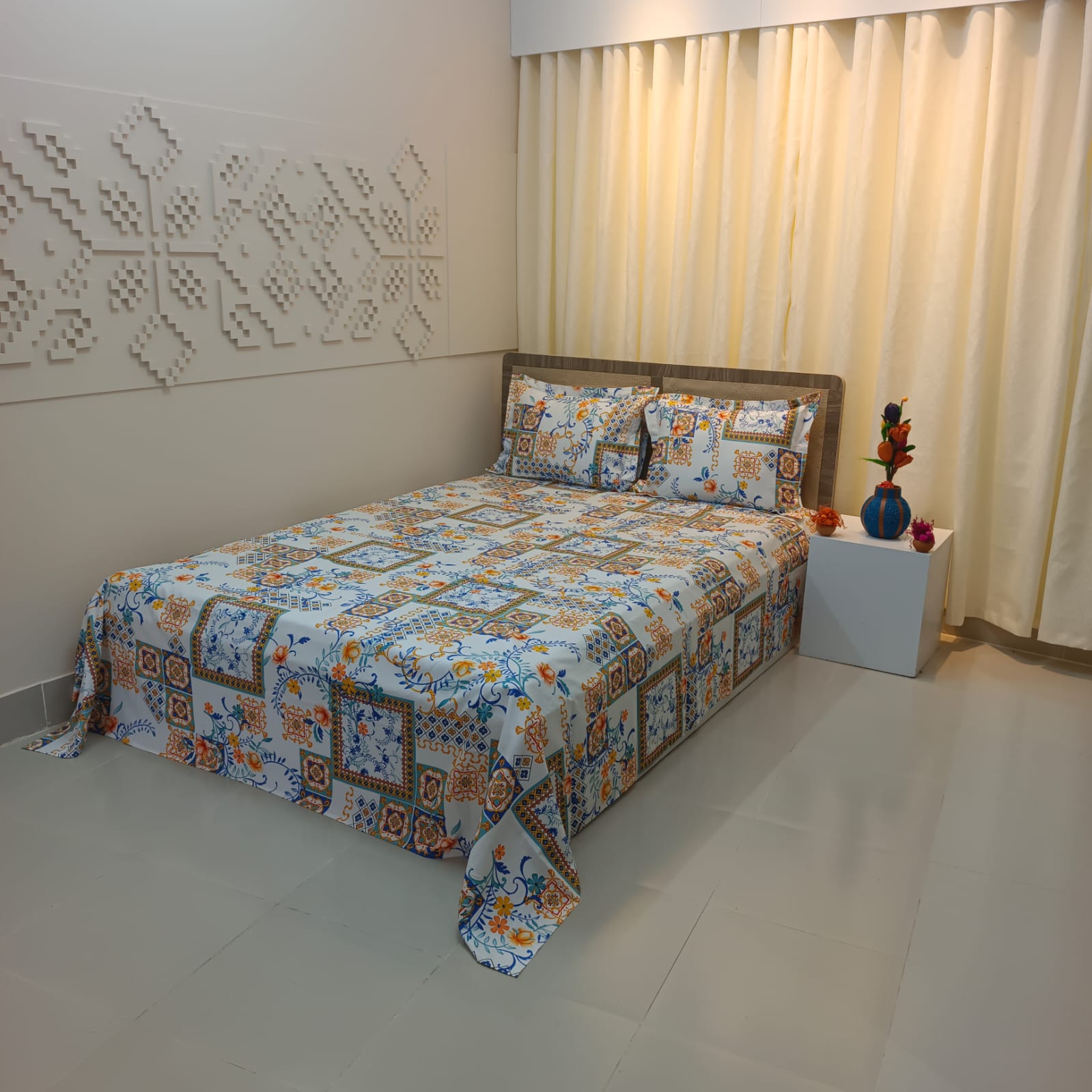 Luxury Twill Cotton Ortha Bedsheet – King Size – 3Pecs – White Box