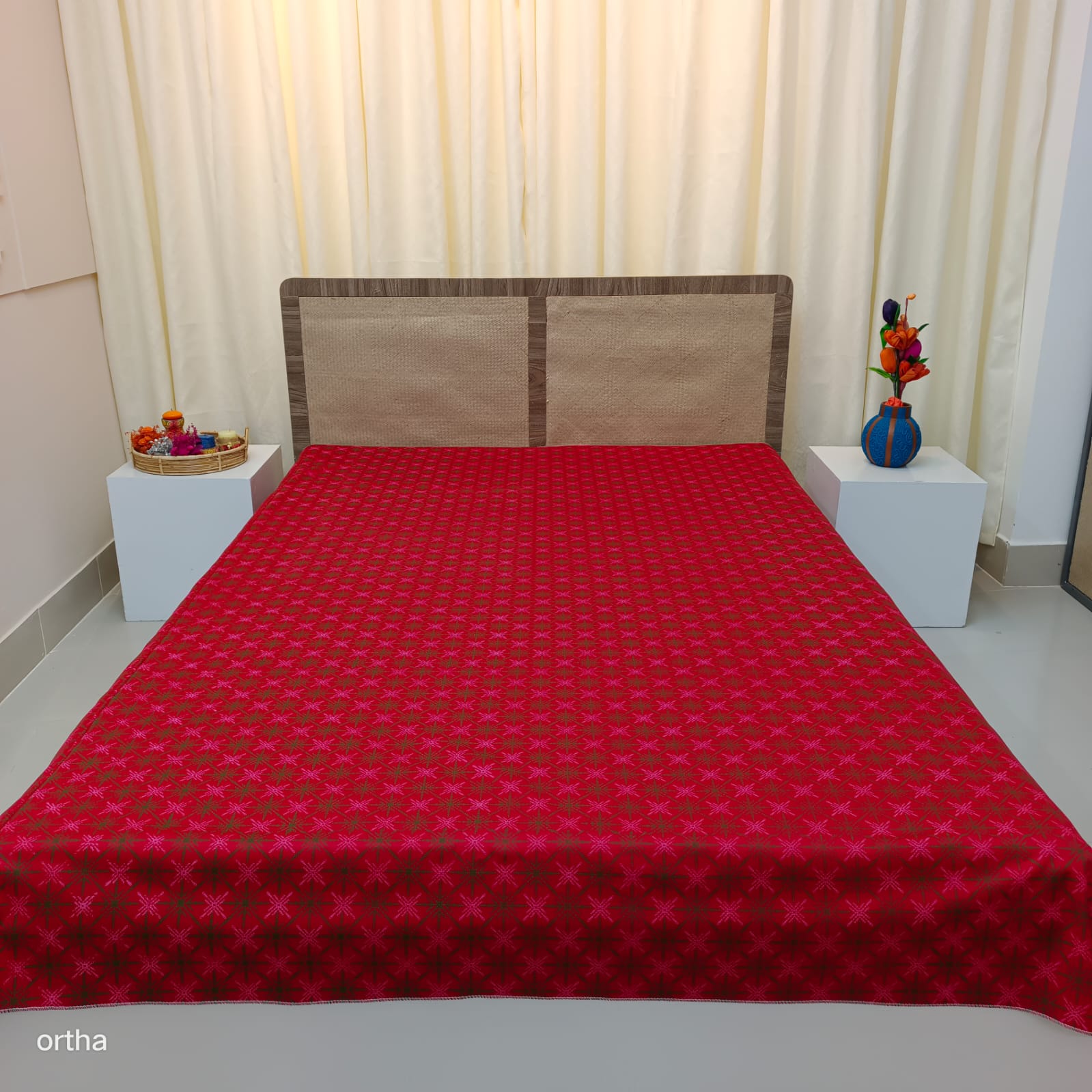 Ortha King Size Waterproof Bedsheet – Without Head Pillow Cover – Red Chokrro
