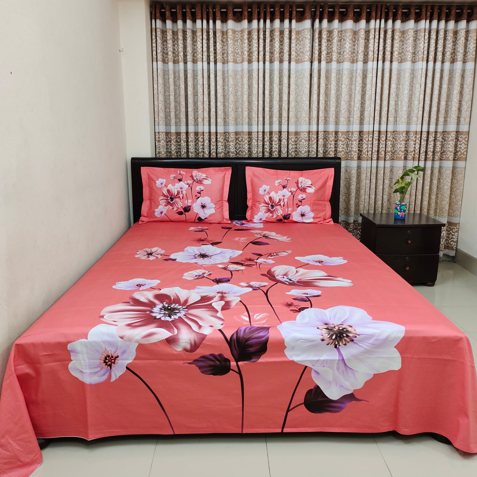 HD Printed Premium Panel Ortha Luxury Bedsheet – 3 Pecs (Misti  Phul)