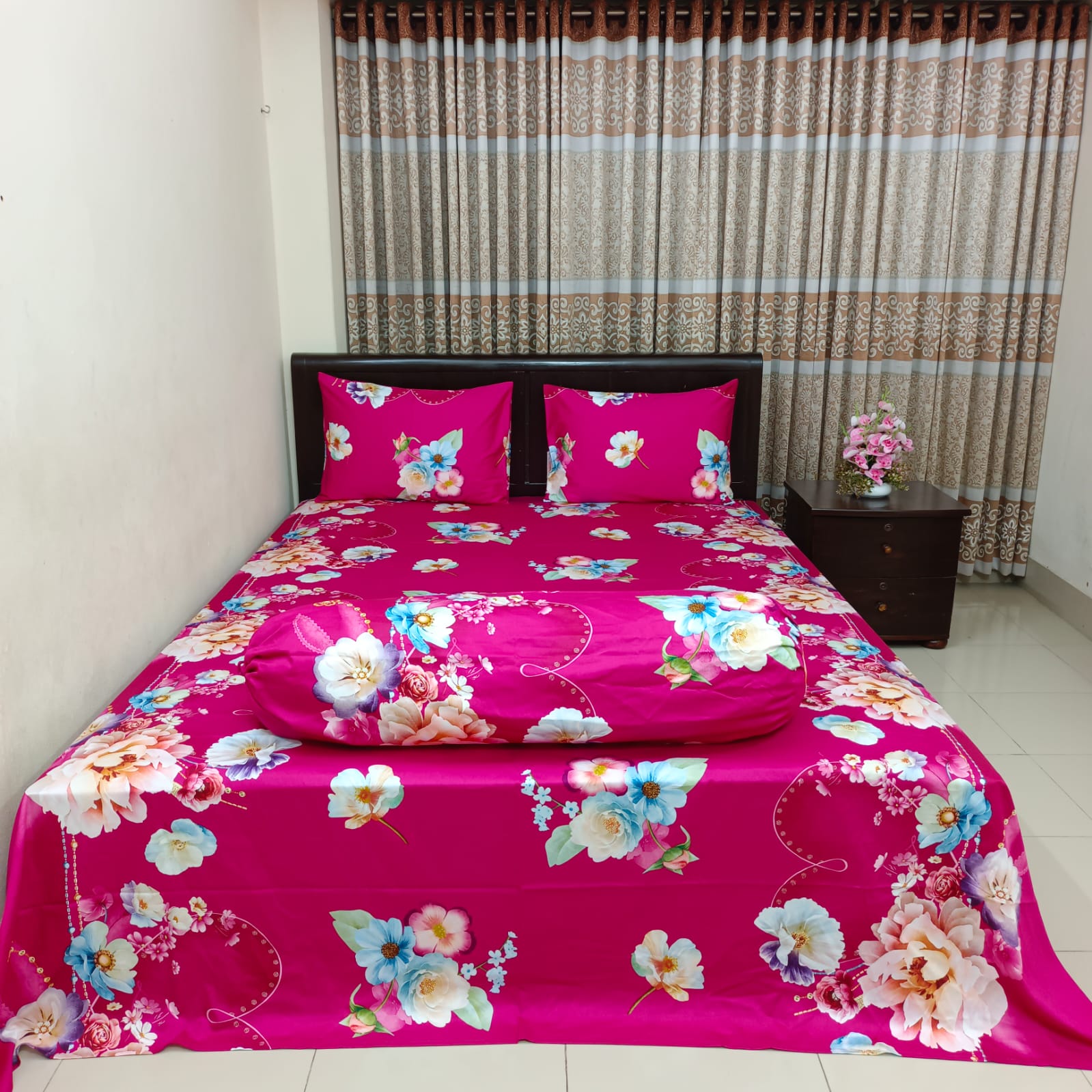 30/30 Count Luxury Exclusive Ortha Bedsheet – King Size – 4 Pecs Set – Floral Megenta