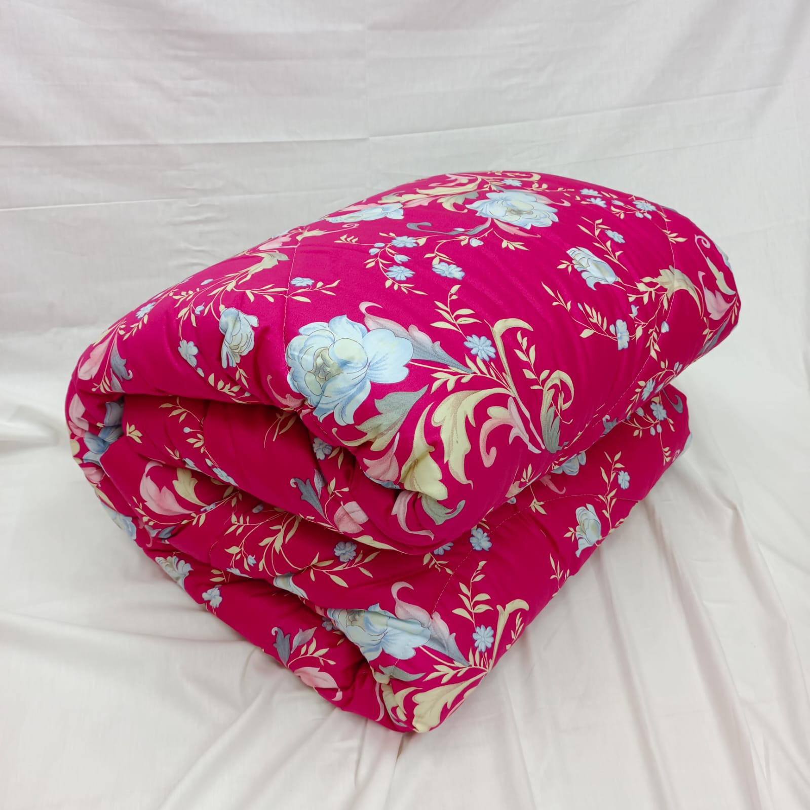 Finest Quality Super King Size Ortha Luxury Comforter (85/90 Inch)