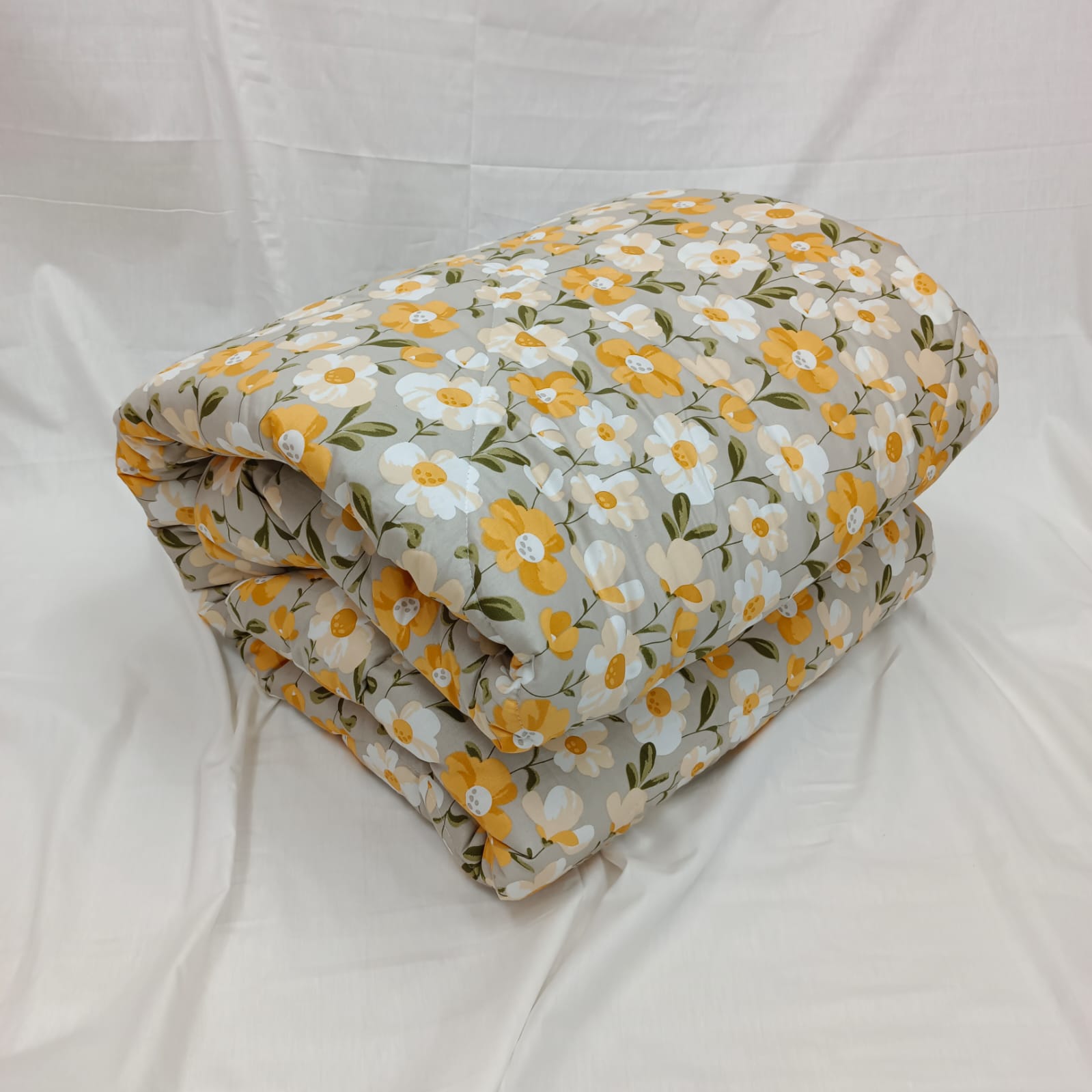 Finest Quality Super King Size Ortha Luxury Comforter (85/90 Inch)