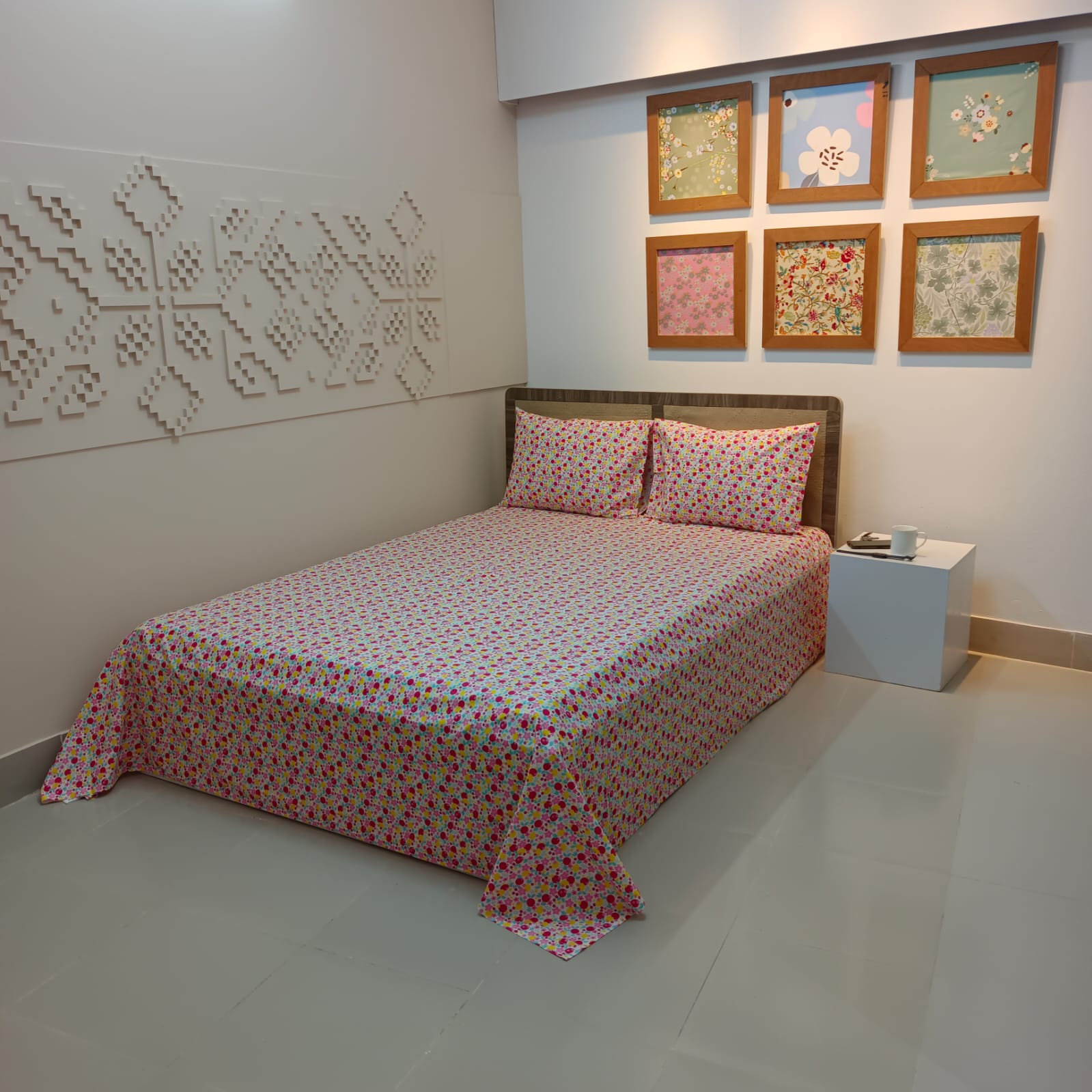 ORTHA EXPORT COTTON KING SIZE DOUBLE BEDSHEET – 3 PECS SET – DOT STAR