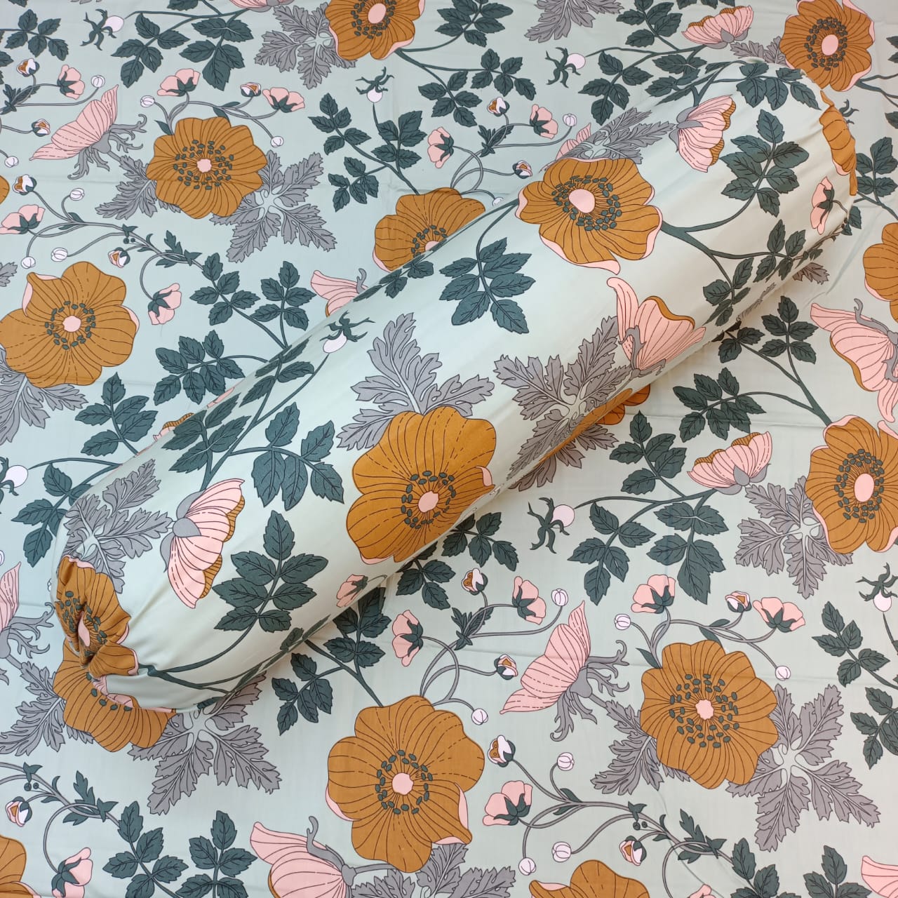 ORTHA EXPORT QUALITY SATIN COTTON KING SIZE DOUBLE BEDSHEET – 3 PECS SET – SEA GREEN - Image 3