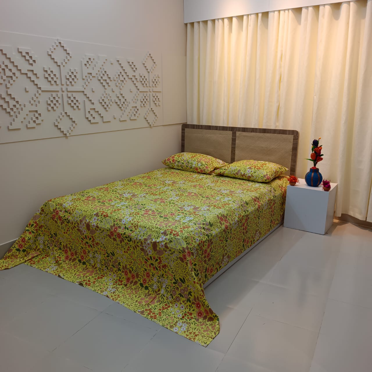 ORTHA EXPORT QUALITY SATIN COTTON KING SIZE DOUBLE BEDSHEET – 3 PECS SET – MUSTERED FLORA - Image 6