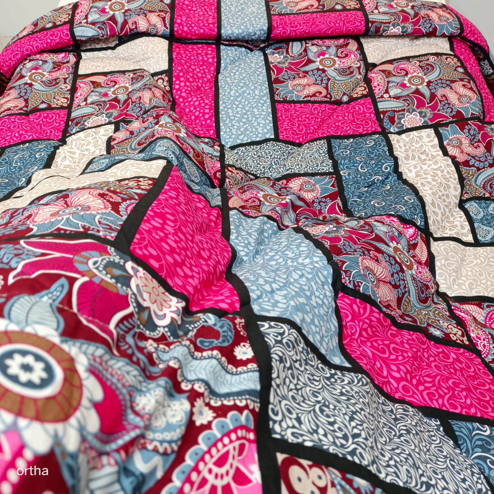 Finest Quality King Size Ortha Luxury Comforter (7 X 7.5 Feet) – Feather Touch Padding – Purple Box - Image 2