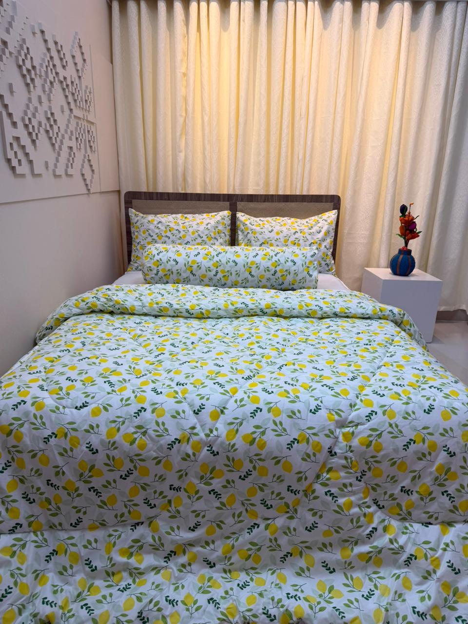 Export Quality King Size Ortha Exclusive Comforter (85 X 90 Inch) – Lime White