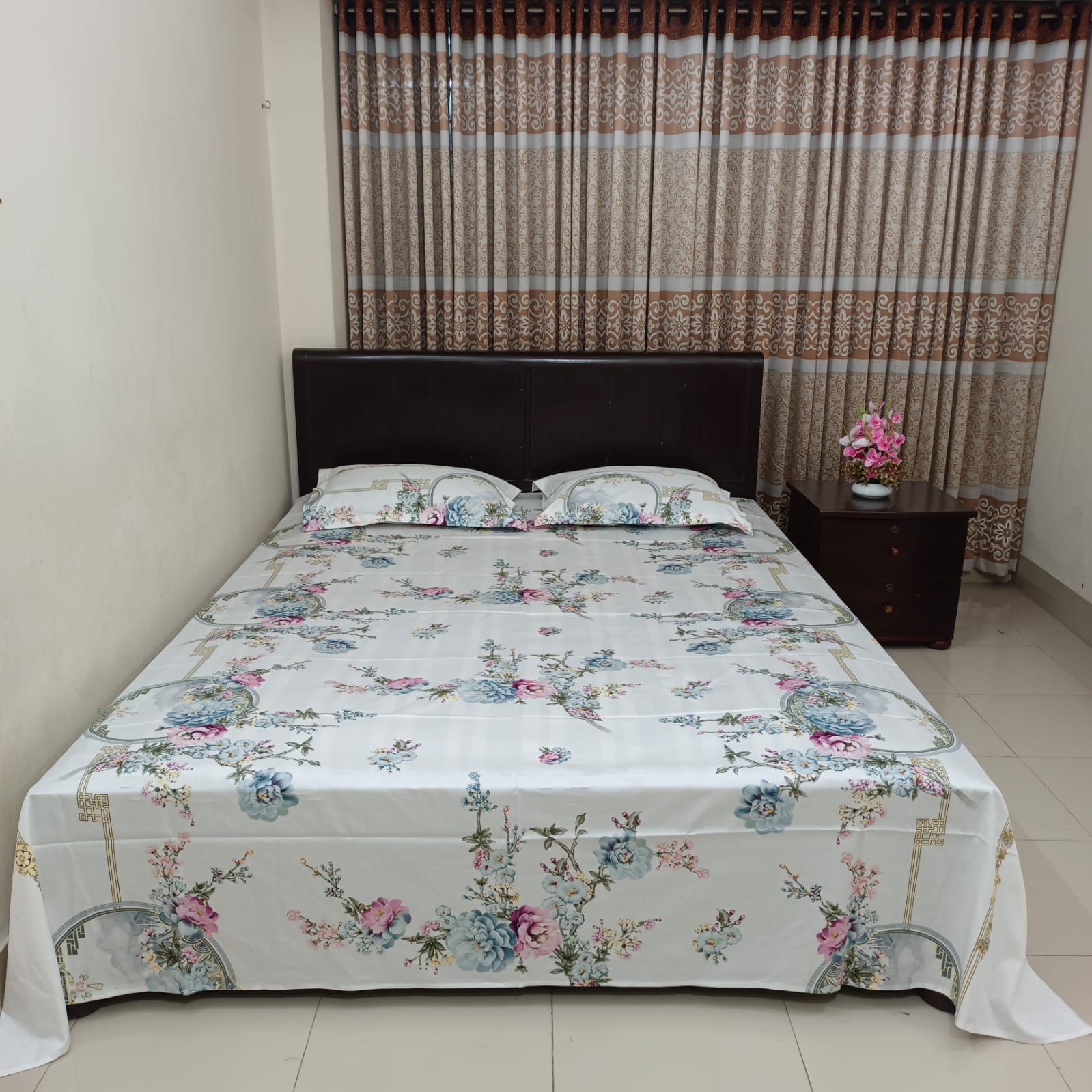 30/30 Count Luxury Exclusive Ortha Bedsheet – King Size – 3 Pecs Set – Mirror Flora - Image 3