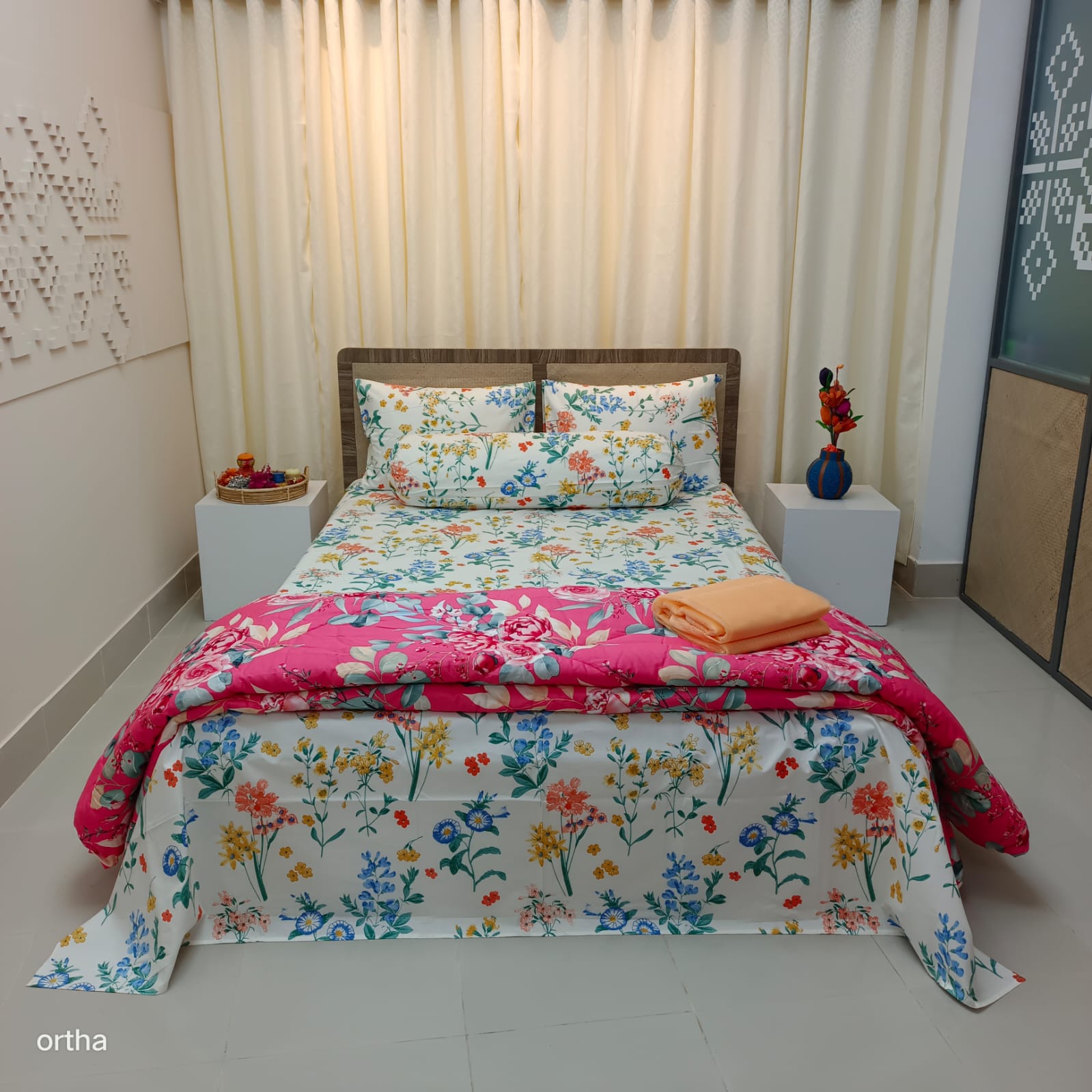 9 Pecs Family Combo Set – Bedsheet – Pillow – Comforter – Morning Glory & Rose Pink