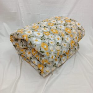 Finest Quality Super King Size Ortha Luxury Comforter (7 X 7.5 Feet) – Feather Touch Padding – Cosmos Cream