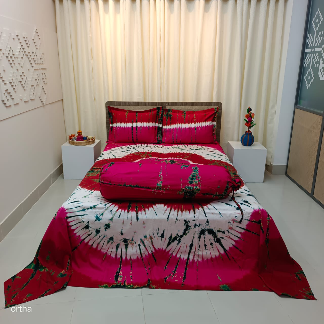 Tie-Dye Batik Bedsheet – Ortha Designer Collection – 4 Pecs Set - Image 2