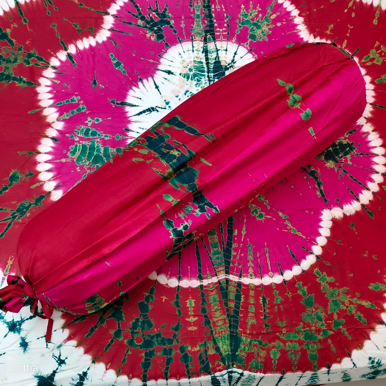 Tie-Dye Batik Bedsheet – Ortha Designer Collection – 4 Pecs Set - Image 4